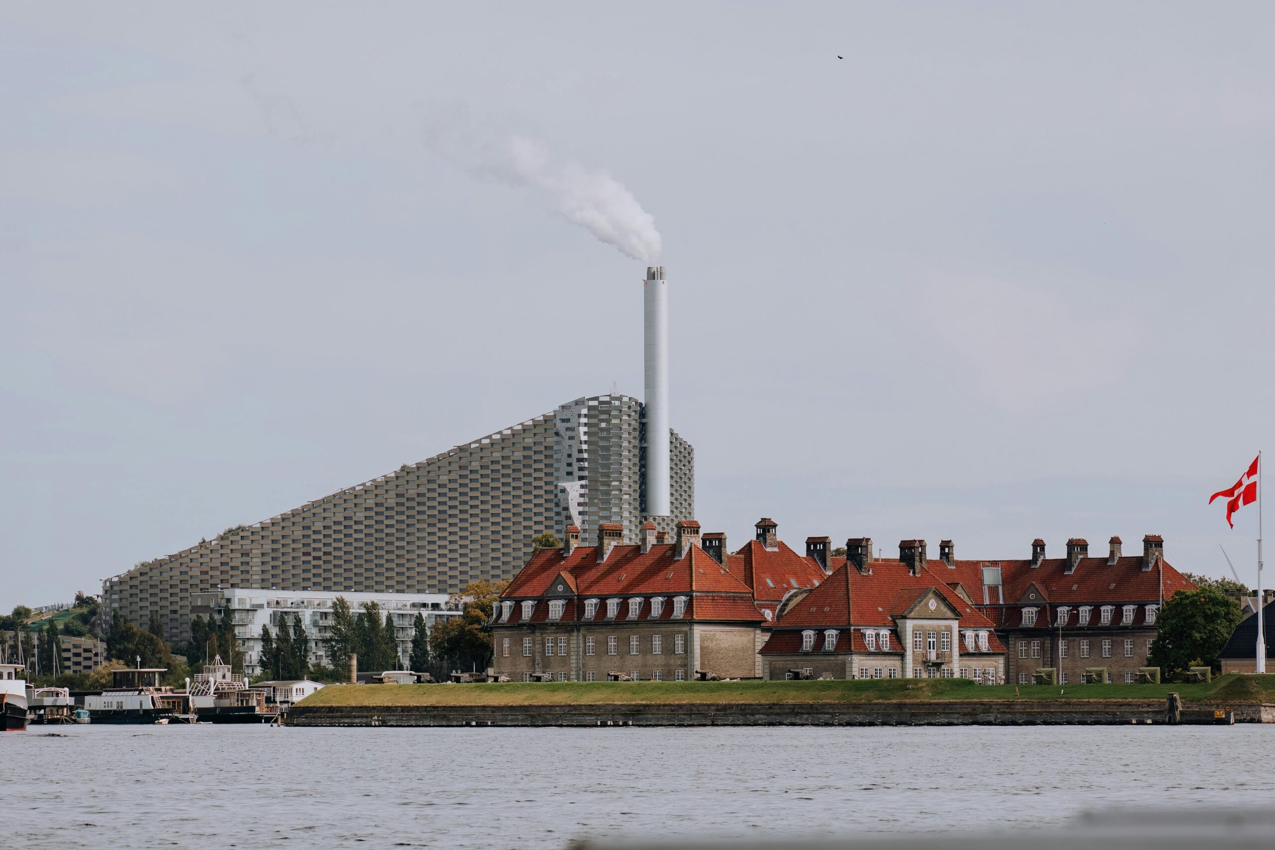 Modern waste-to-energy facility in a sustainable smart city